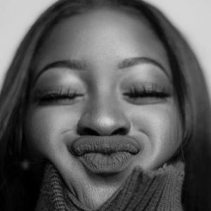 Meet your Posher, Connie